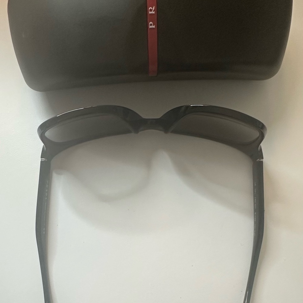 Prada Black Sunglasses with Case - NWOT - Picture 3 of 8